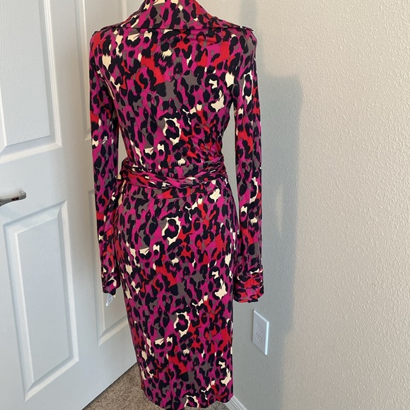 DIANE VON FURSTENBERG VINTAGE DRESS - Picture 9 of 15